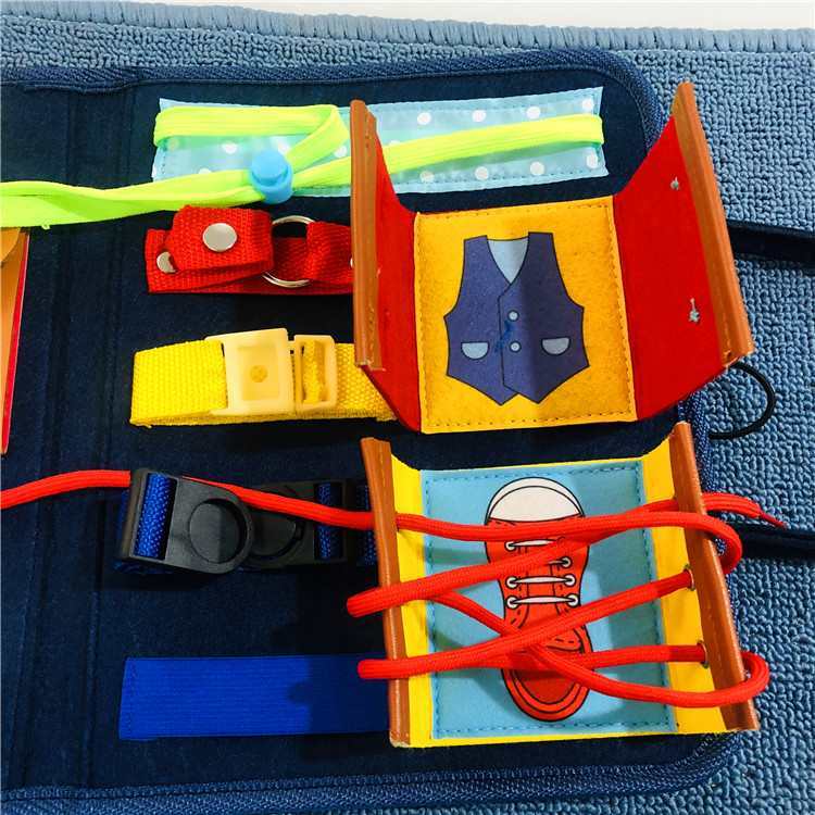 Montessori Tavola occupata per - Kids Education Book recensione e prezzo